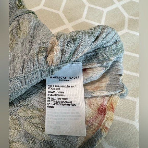 American Eagle strapless crop top, medium size, light blue floral - Picture 6 of 8